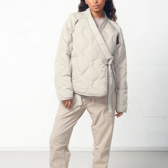 Magnlens women’s Kimono jacket size XS. Fits like a small. - Picture 13 of 13